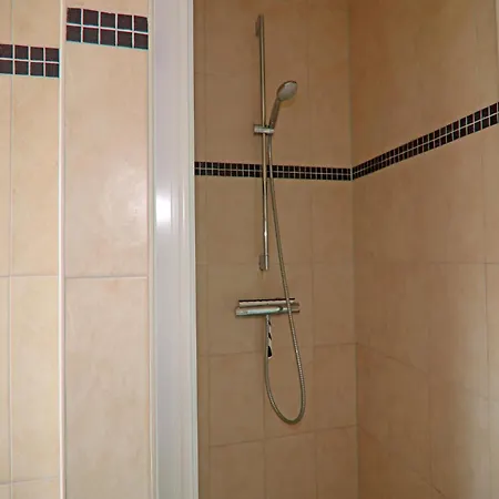 Weisse Duene, * צינוביץ